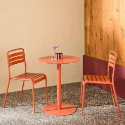 Round steel bistro garden table + 2 chairs