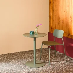 Round steel bistro garden table for 2 people