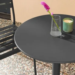 Round steel bistro garden table + 2 chairs