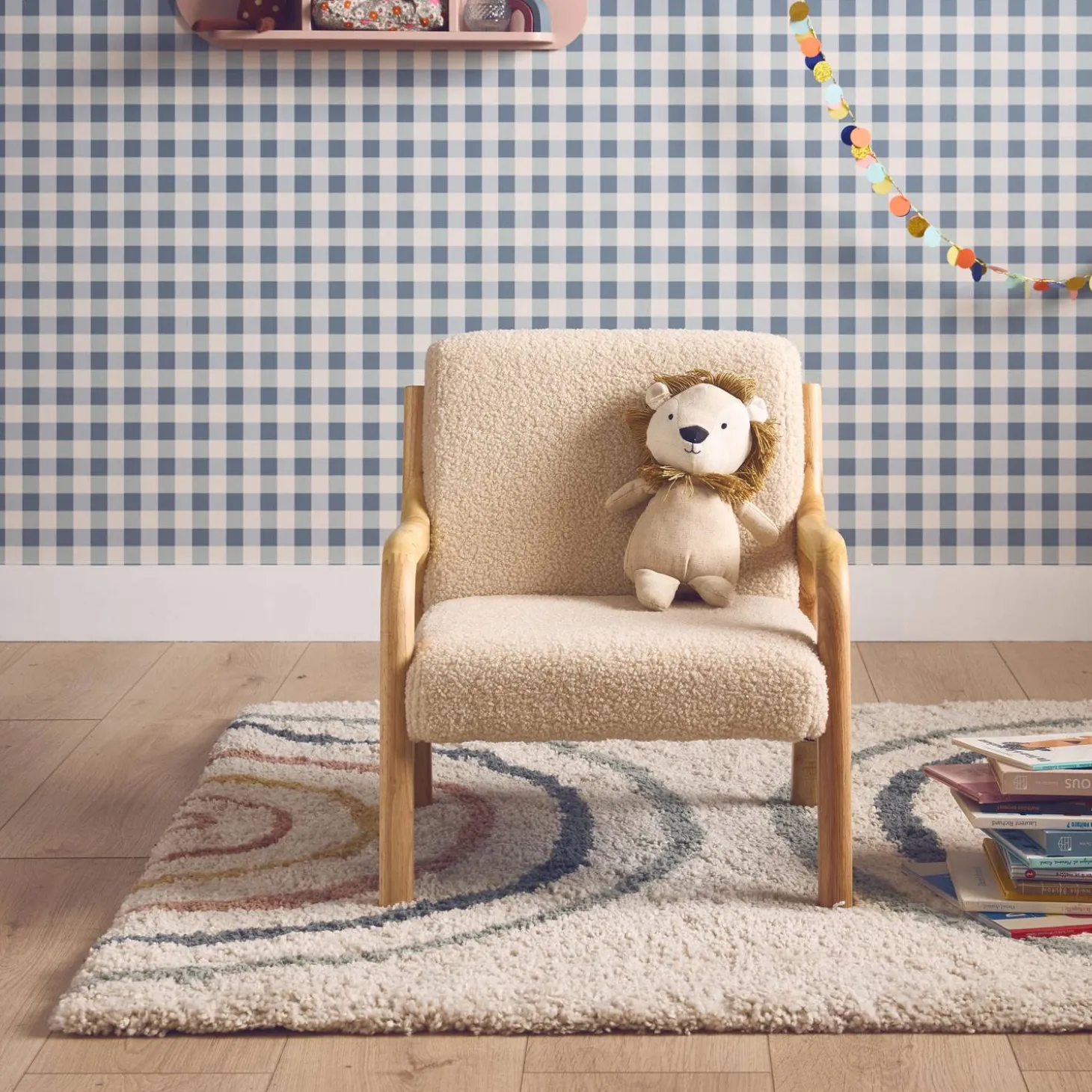 Scandinavian children's armchair in wood and bouclette fabric