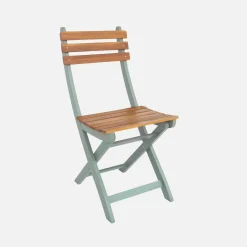 6-seater acacia garden table with rounded corners