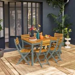 6-seater acacia garden table with rounded corners