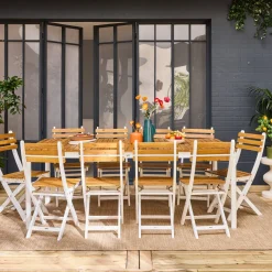 10-seater acacia garden table with rounded corners