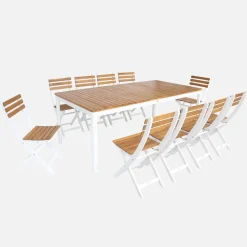 10-seater acacia garden table with rounded corners