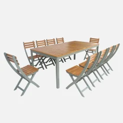 10-seater acacia garden table with rounded corners