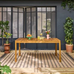 8-seater acacia wooden garden table with rounded corners