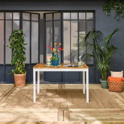 6-seater acacia wood garden table