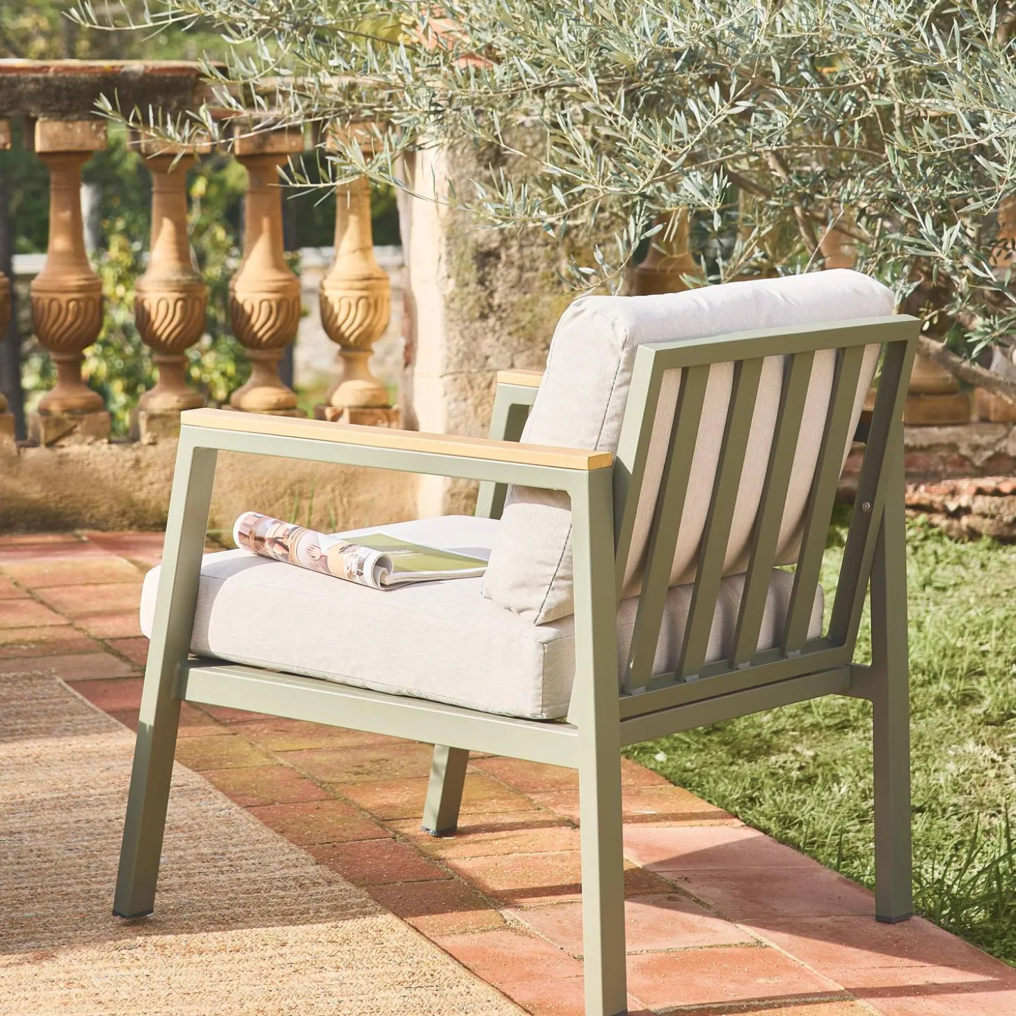 4-seater aluminium and polywood garden sofa set