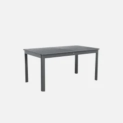 6-seater extendable aluminium garden table