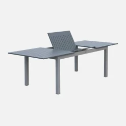 8-seater extendable garden table aluminum