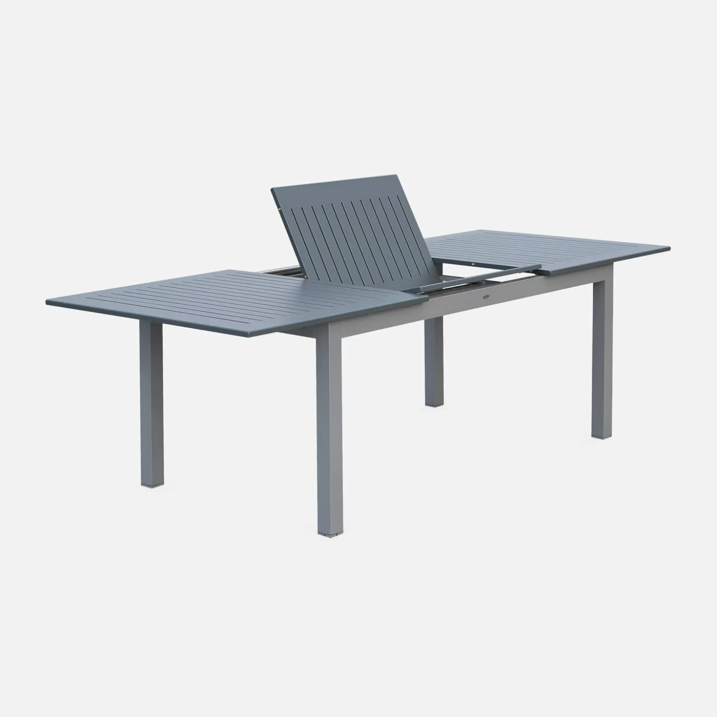 8-seater extendable garden table aluminum