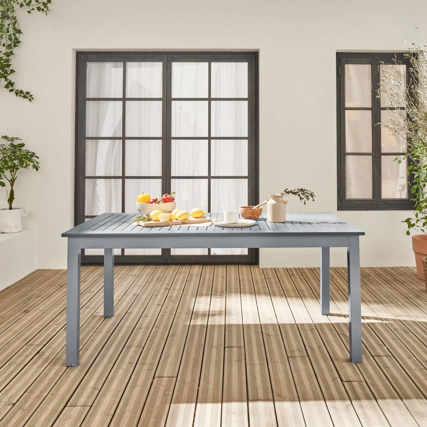 8-seater extendable garden table aluminum