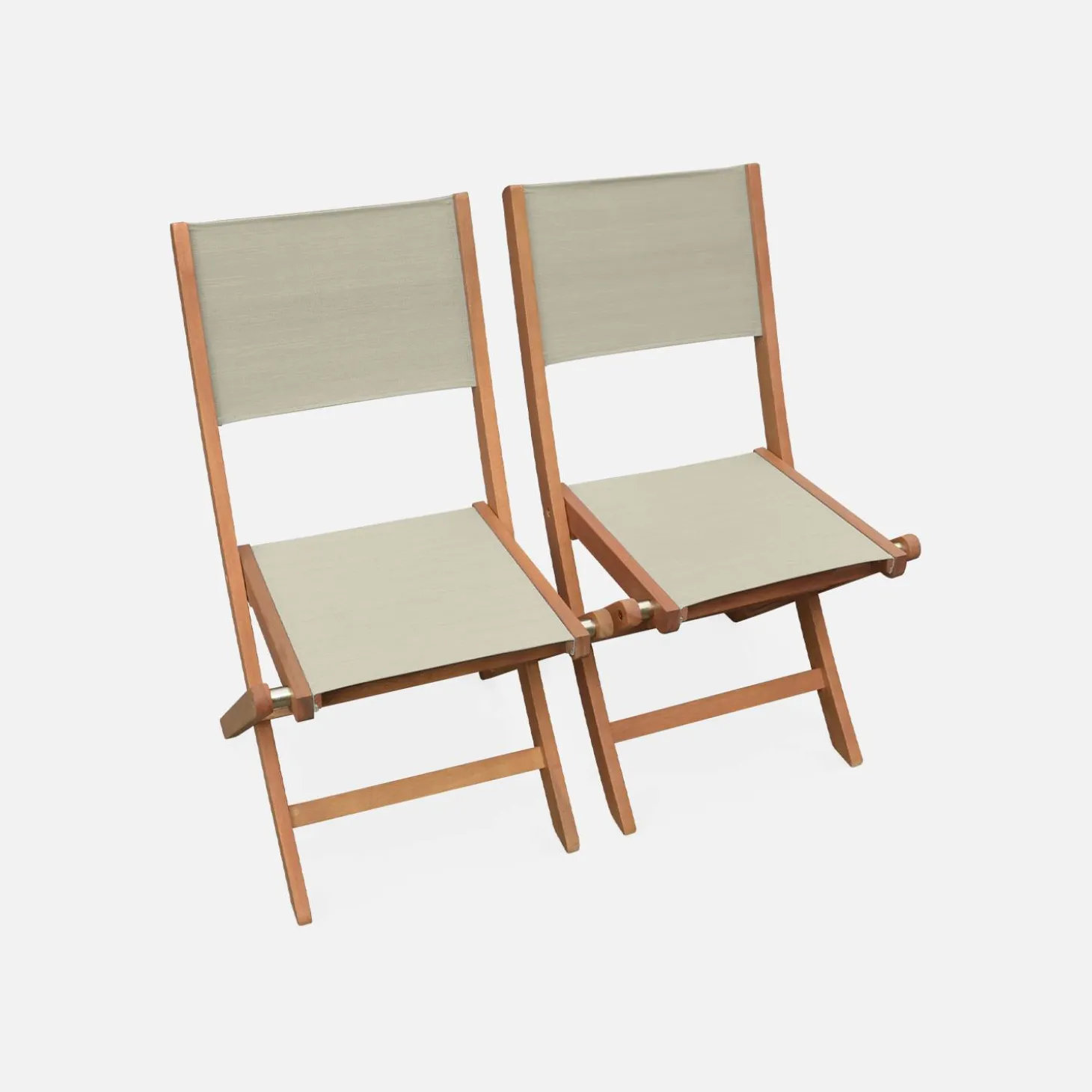 8-seater extendable wooden garden table set with 8 chairs