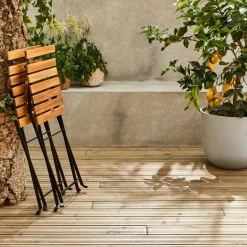 2-seater foldable bistro garden table with chairs
