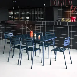 6-seater folding metal garden table with 6 chairs