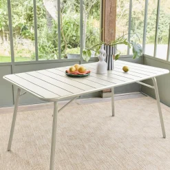 4-seater metal folding garden table 140cm