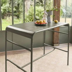 4-seater metal garden bar table