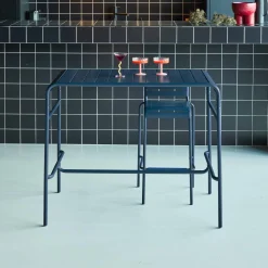 4-seater metal garden bar table