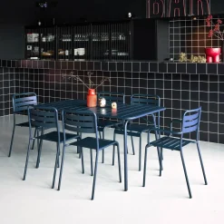6-seater metal garden table set with 6 chairs