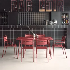 6-seater metal garden table set with 6 chairs
