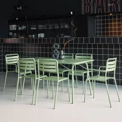 6-seater metal garden table set with 6 chairs