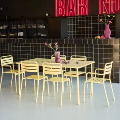 6-seater metal garden table with 2 armchairs and 4 chairs