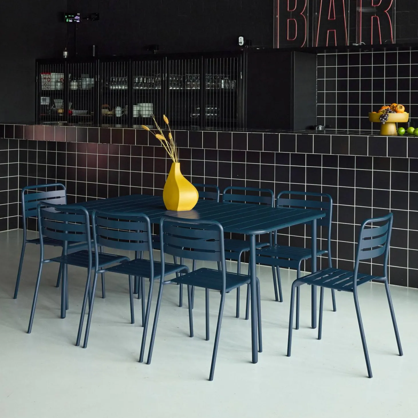 8-seater metal garden table with 8 chairs