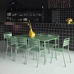 8-seater metal garden table with 8 chairs