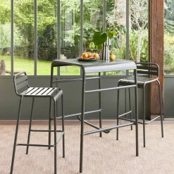 2-seater metal high garden table