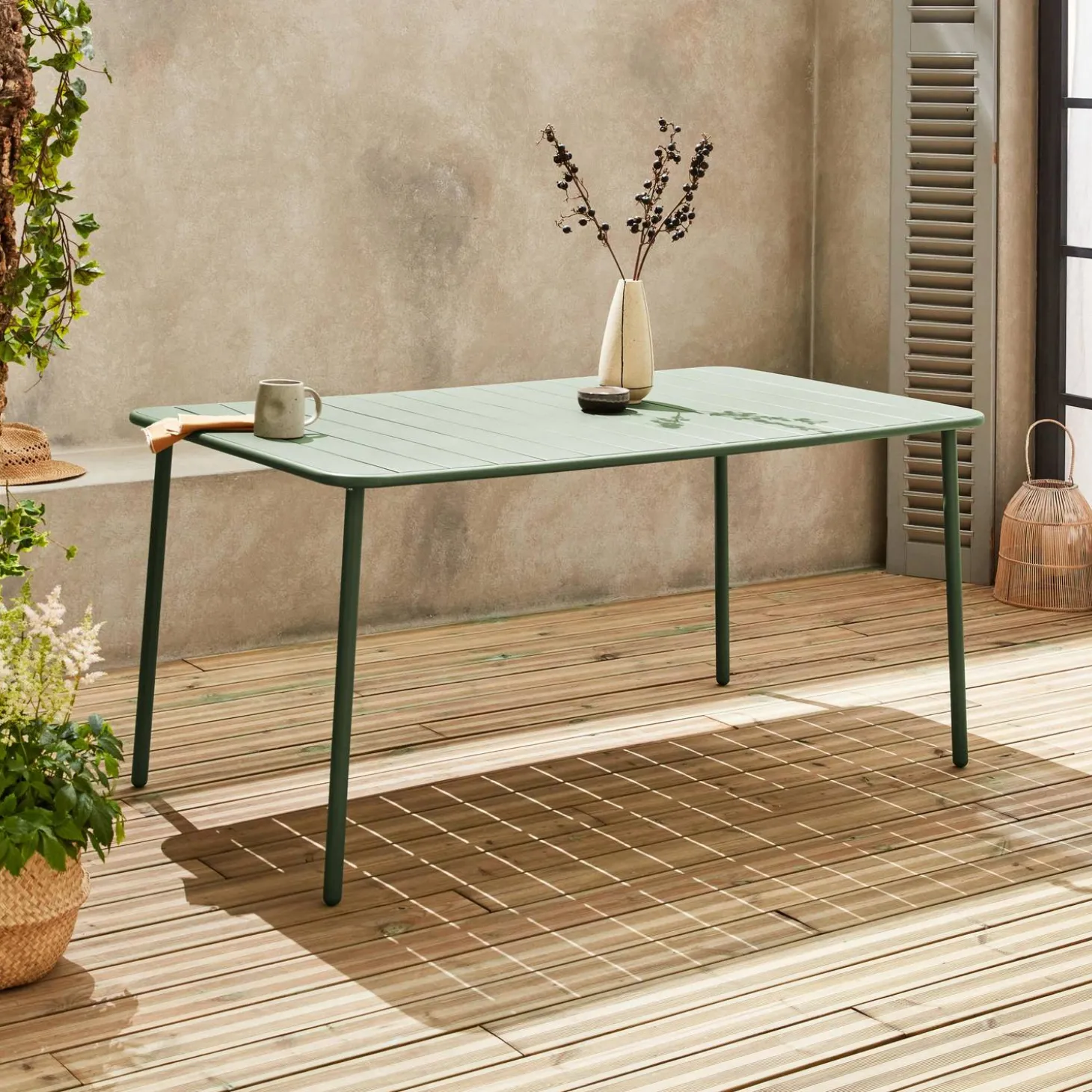 6-8 seater rectangular steel garden table