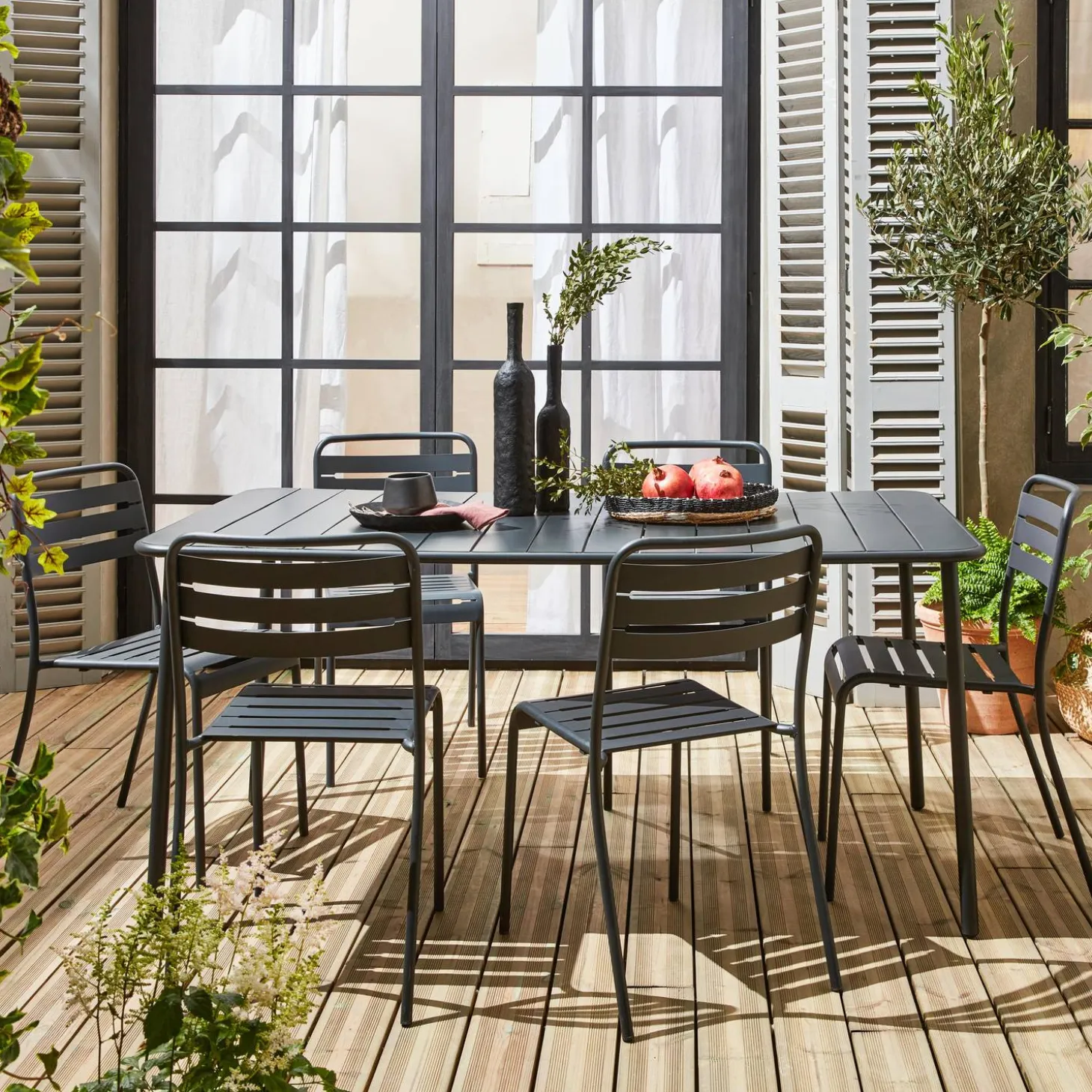 6-8 seater rectangular steel garden table set with 6 chairs