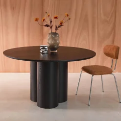 4-seater round dining table, rubberwood and oak veneer