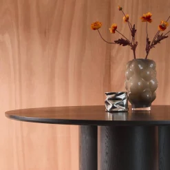 4-seater round dining table, rubberwood and oak veneer
