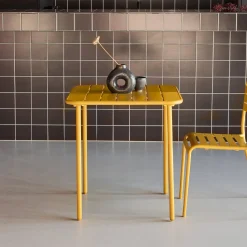 2-seater square steel garden table