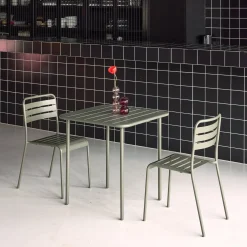 2-seater square steel garden table set with 2 chairs