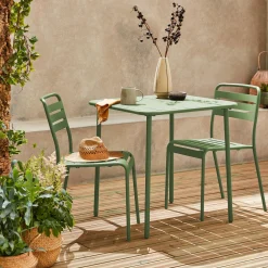 2-seater square steel garden table set with 2 chairs