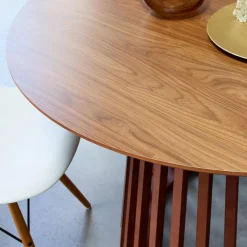 4-seater wooden-effect dining table with spruce legs