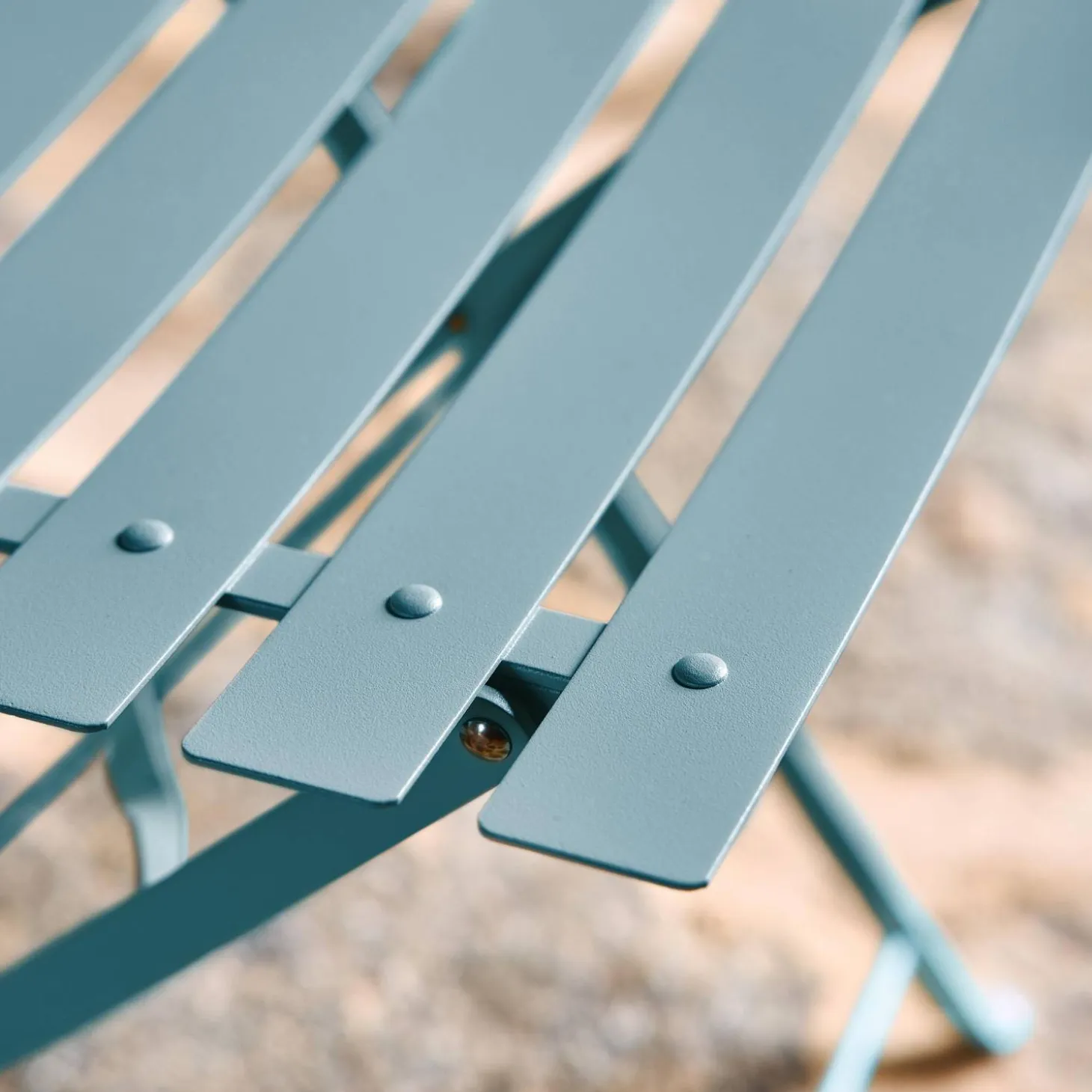 Set of 2 folding garden chairs