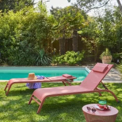 Set of 2 multi-position steel sun loungers with cushion and wheels