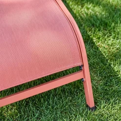 Set of 2 multi-position steel sun loungers with cushion and wheels