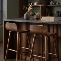 Set of 2 scandinavian bar stools in rubberwood