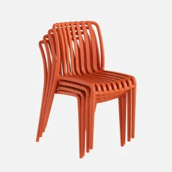 Set of 4 stackable plastic garden chairs