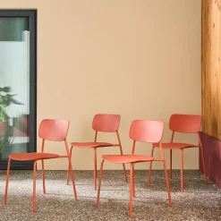 Set of 4 stackable steel and plastic garden chairs