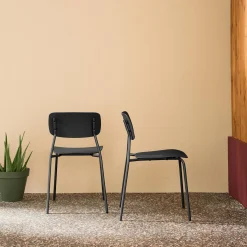 Set of 2 stackable steel and plastic garden chairs
