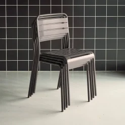 Set of 4 stackable steel garden chairs
