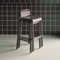 Set of 4 steel and stackable garden high chairs