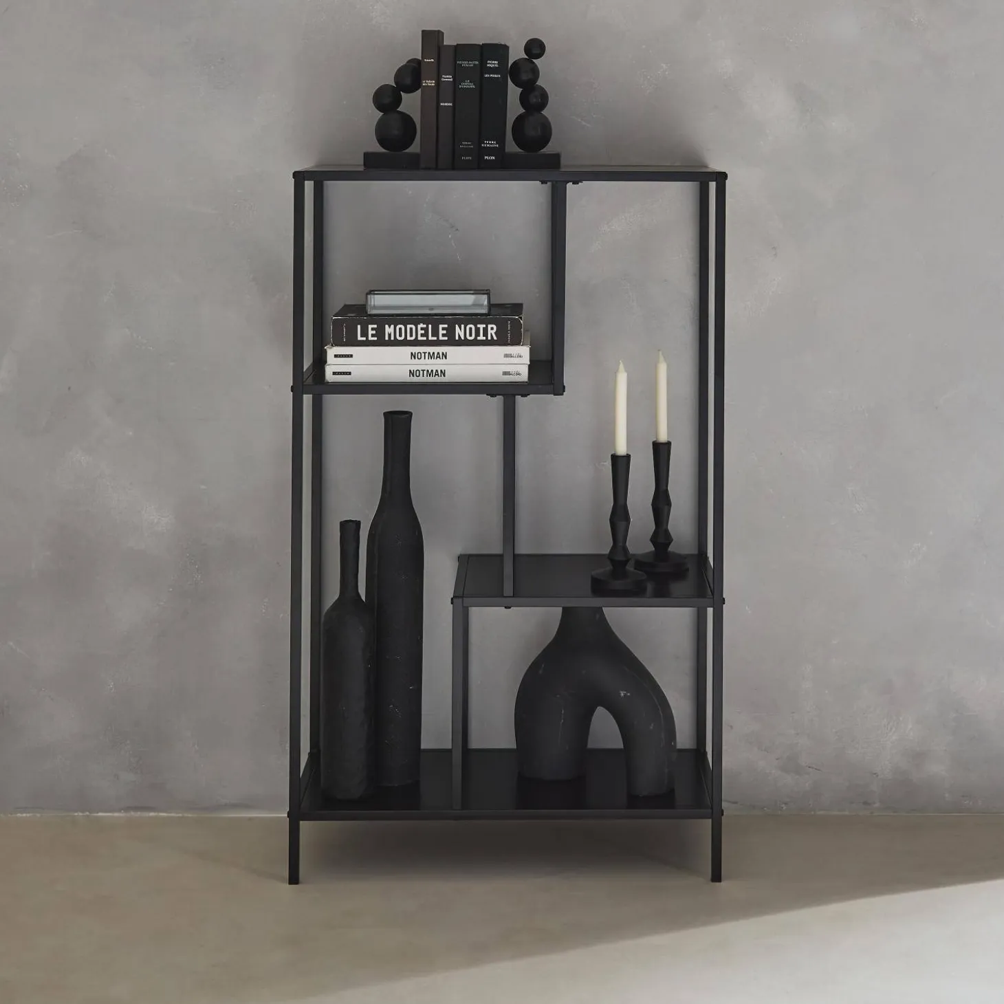 4-shelf asymmetrical bookshelf in black metal