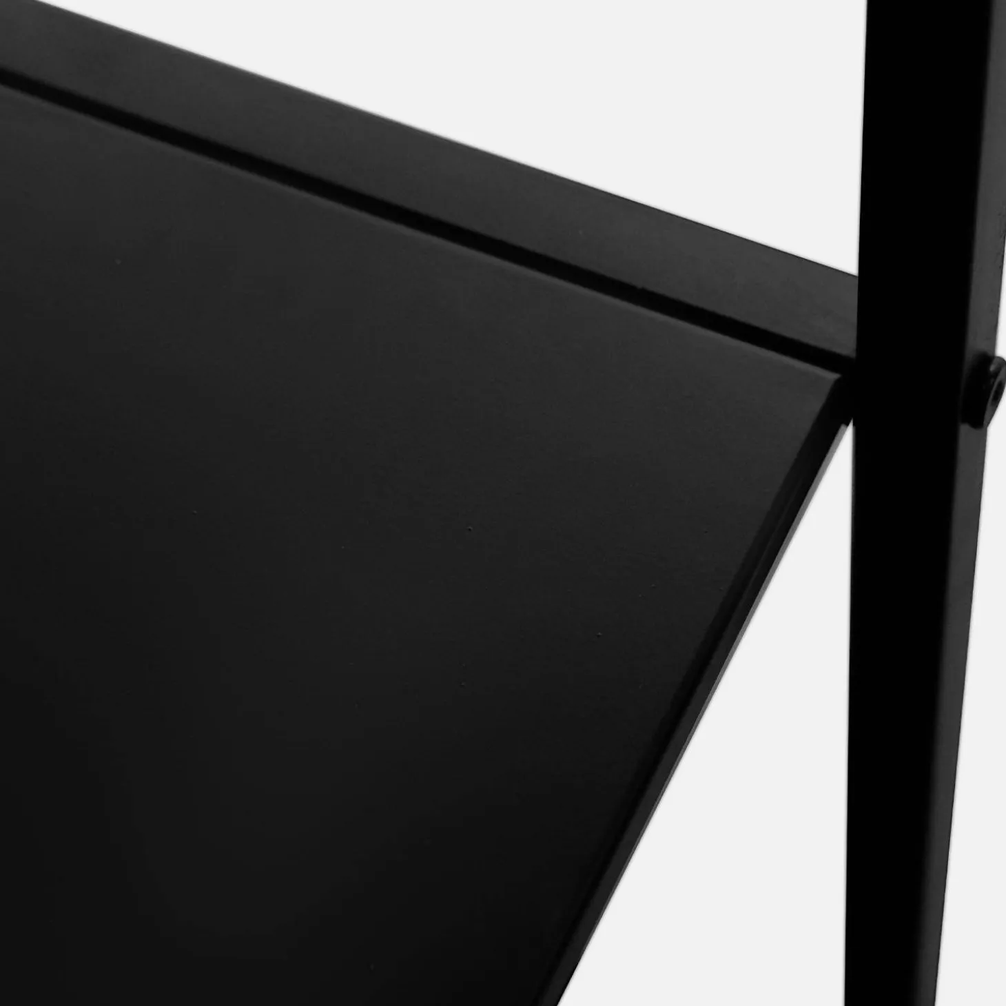 2-shelf desk in black metal