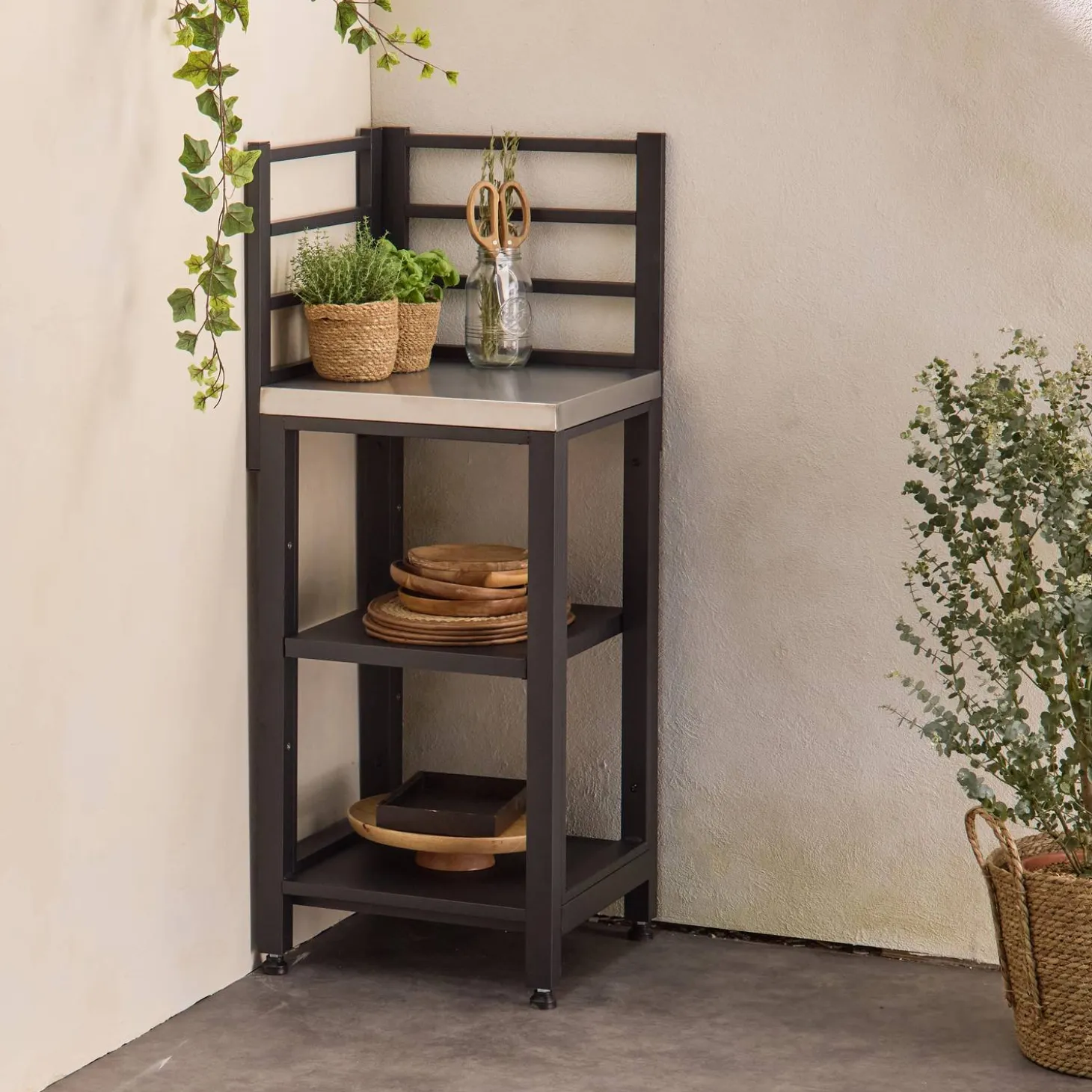 2-shelf steel outdoor kitchen