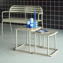 Square outdoor nesting table in steel